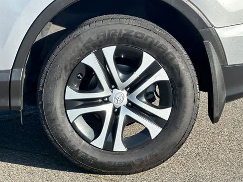 Used 2018 Toyota RAV4 LE w/ All Weather Liner Package image 30