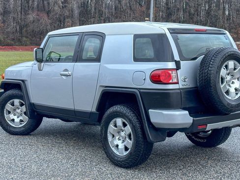 Used 2008 Toyota FJ Cruiser 4WD image 13