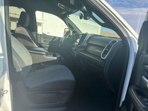 Used 2024 RAM 3500 Big Horn AWD/4WD image 11