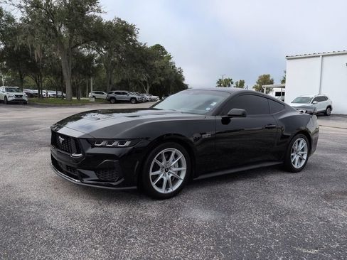 Used 2024 Ford Mustang GT Premium RWD image 8