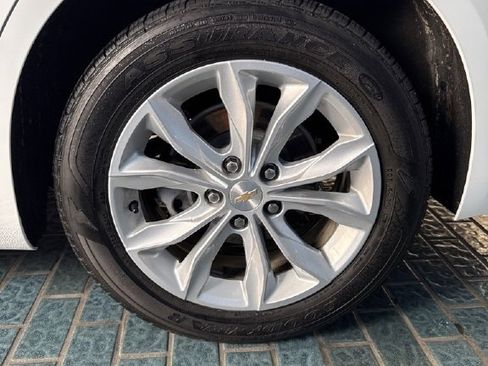 Used 2025 Chevrolet Malibu LT image 17