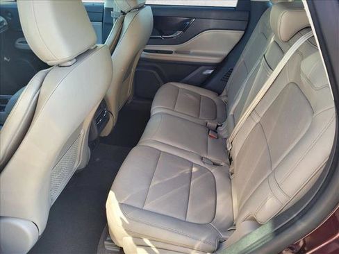 Used 2021 Lincoln Corsair Reserve w/ Equipment Group 201A image 20