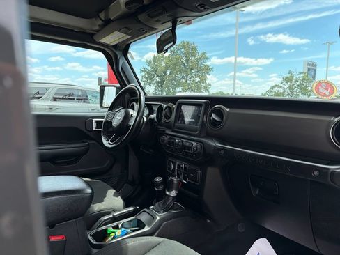 Used 2020 Jeep Wrangler Unlimited Sport AWD/4WD image 35