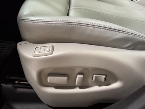 Used 2015 Cadillac SRX Performance w/ Driver Awareness Package FWD image 28
