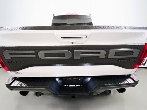 Used 2019 Ford F150 Raptor w/ Equipment Group 802A Luxury image 6