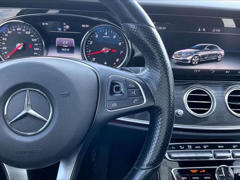 Used 2017 Mercedes-Benz E 300 image 24
