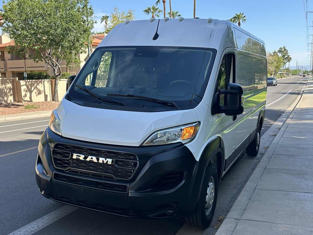 Used 2023 RAM ProMaster 2500 FWD image 4