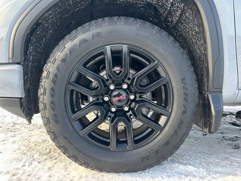 Used 2024 GMC Sierra 1500 Elevation image 18