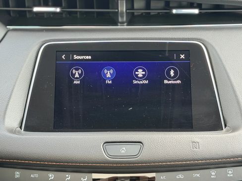 Used 2019 Cadillac XT4 Sport image 27