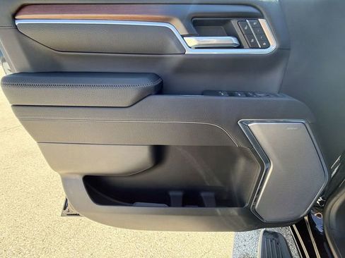 New 2026 GMC Sierra 2500 Denali w/ Denali Reserve Package image 22