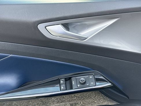 Used 2024 Volkswagen ID.4 S RWD image 15
