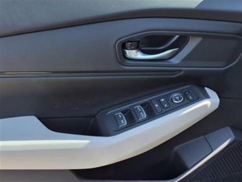 New 2025 Honda Accord SE image 7