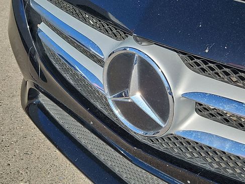 Used 2021 Mercedes-Benz C 300 C 300 image 12