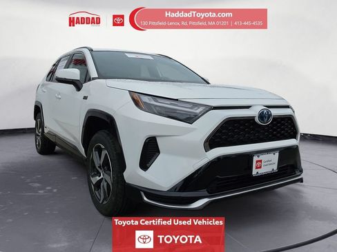 Certified 2023 Toyota RAV4 SE w/ Weather & Moonroof Package AWD/4WD image 8