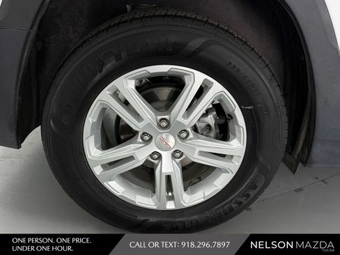 Used 2021 GMC Terrain SLE FWD image 13