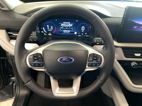 New 2026 Ford Explorer Active image 16