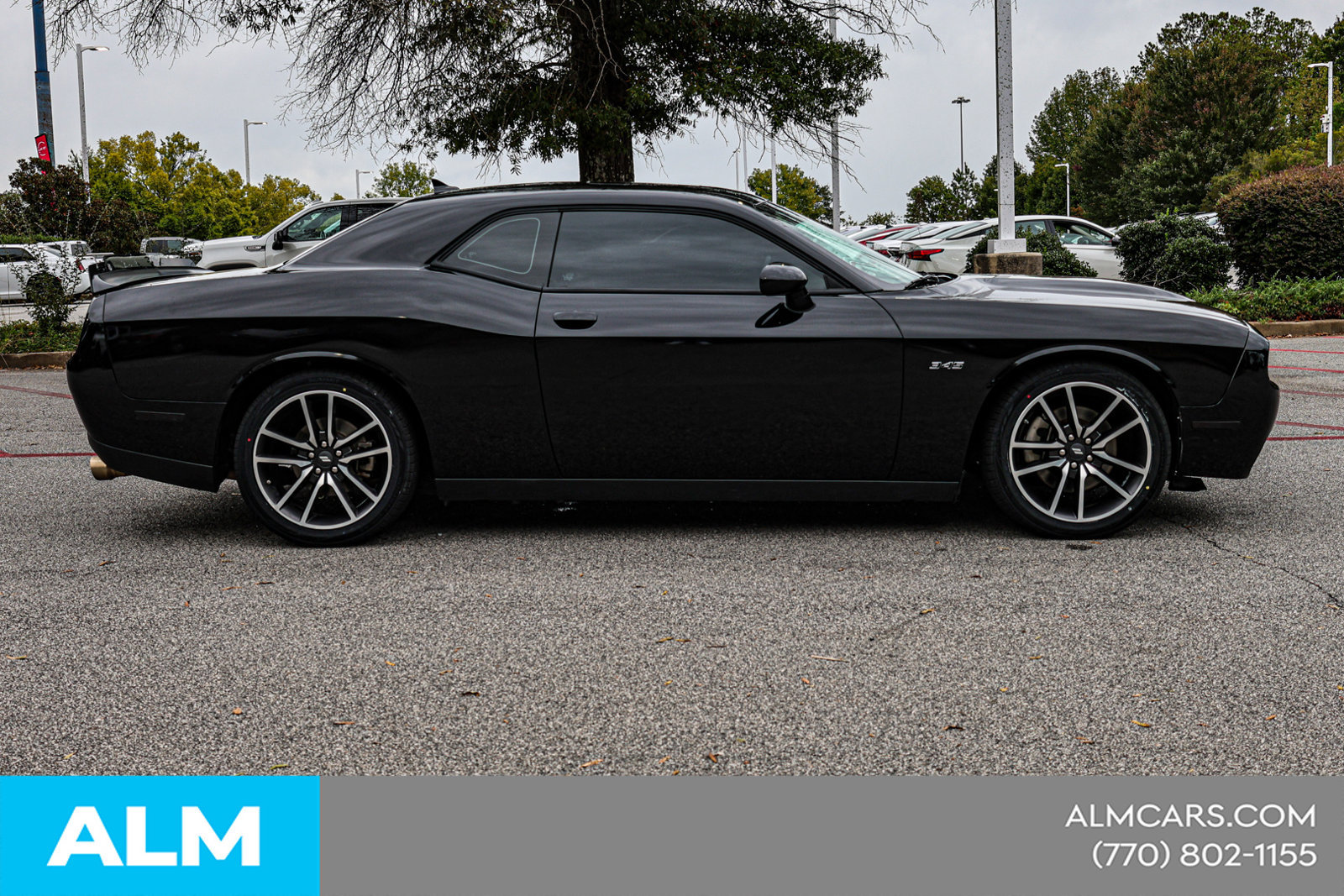 Used 2023 Dodge Challenger R/T RWD image 10