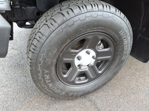 Used 2008 Jeep Wrangler X AWD/4WD image 13