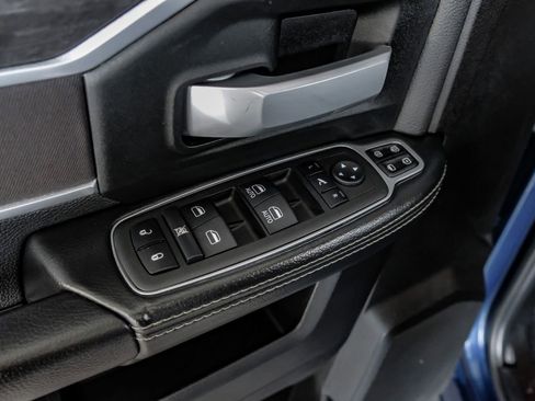 Used 2024 RAM 2500 Big Horn w/ Safety Group image 45