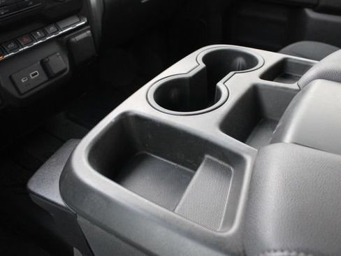 Used 2021 Chevrolet Silverado 1500 Custom AWD/4WD image 16
