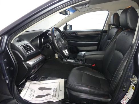 Used 2016 Subaru Outback 2.5i Limited AWD/4WD image 21