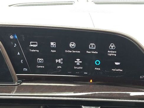 Used 2021 Cadillac Escalade Premium Luxury Platinum w/ Heavy-Duty Trailer Package image 39