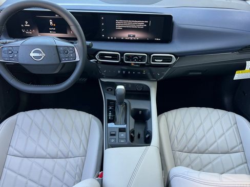 New 2026 Nissan Sentra SL w/ Floor Mat Package FWD image 10