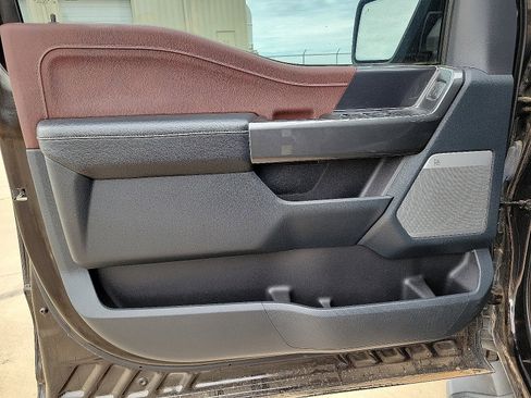 Used 2023 Ford F150 Lariat image 19