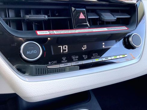 Used 2026 Toyota Corolla LE image 32