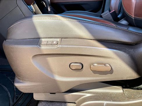 Used 2013 Buick Encore Premium image 30