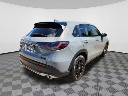Used 2026 Honda HR-V Sport image 4