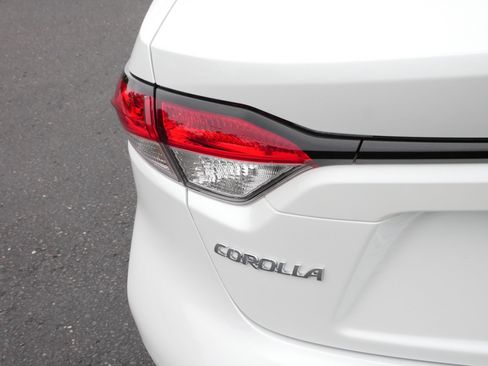 Certified 2026 Toyota Corolla LE image 17