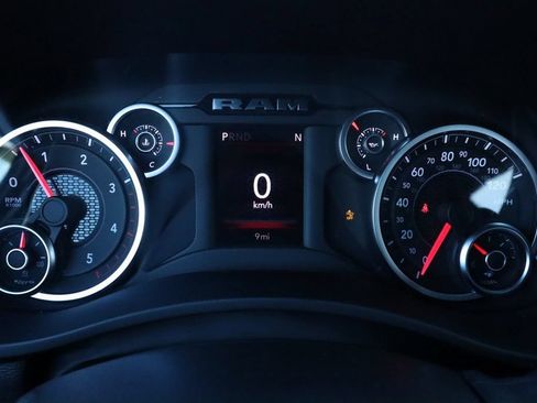New 2026 RAM 2500 Tradesman AWD/4WD image 4