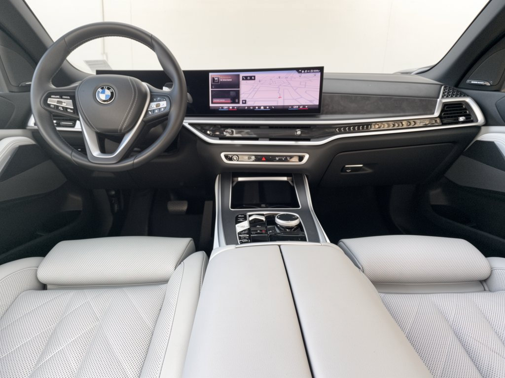 Used 2024 BMW X5 xDrive40i w/ Premium Package AWD/4WD image 17
