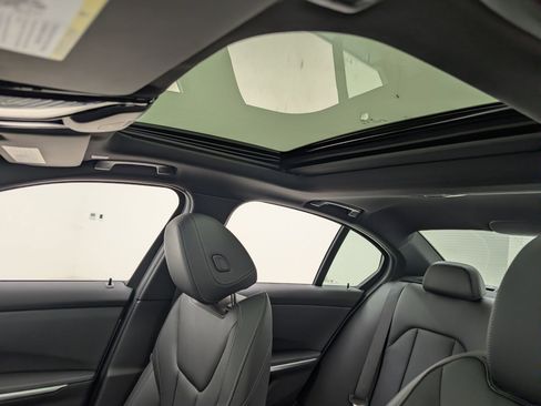 New 2026 BMW 330i Sedan w/ Premium Package image 16