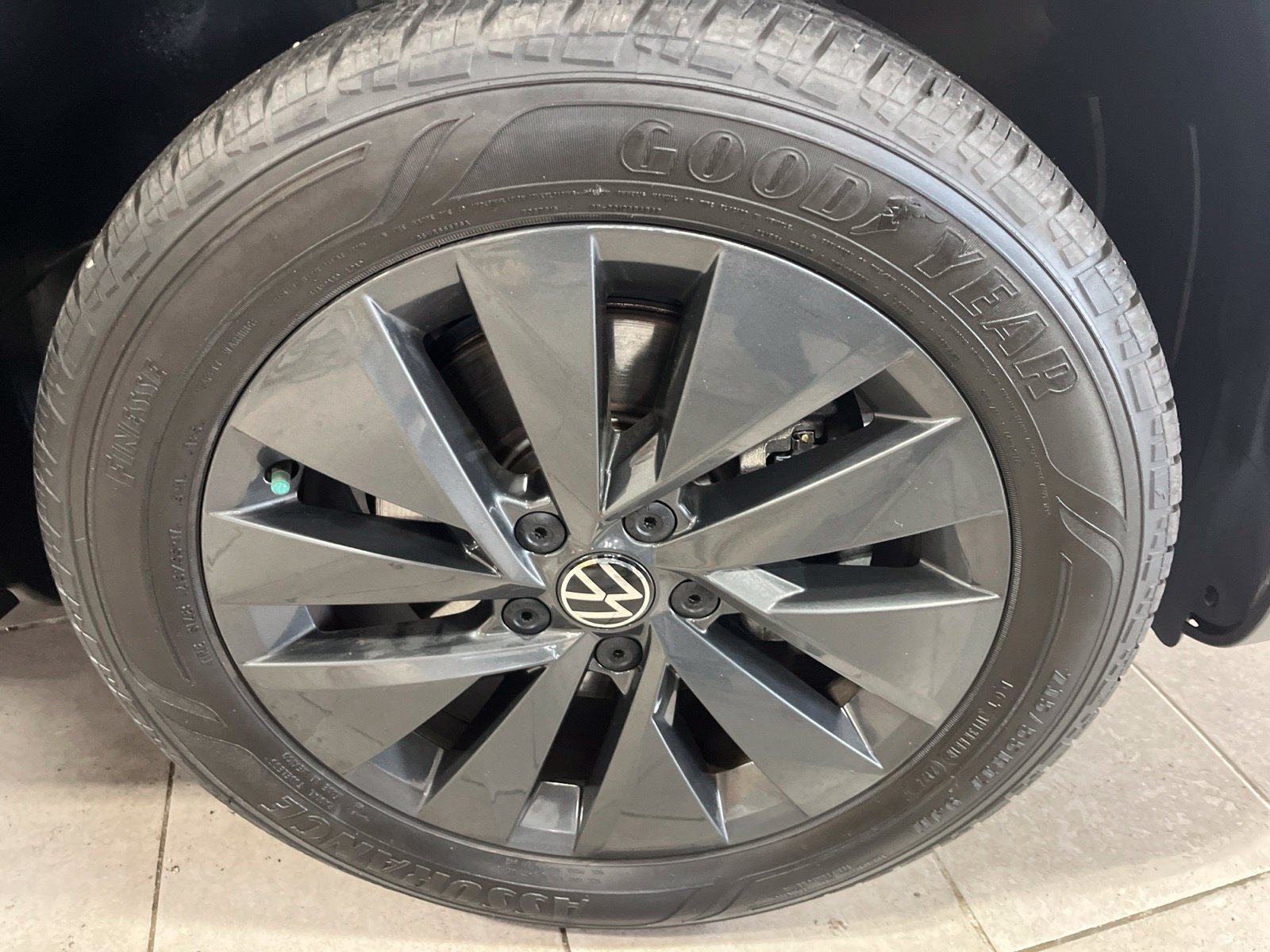 Used 2024 Volkswagen Taos S FWD image 10