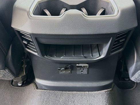 Used 2023 Toyota Tundra Limited image 39