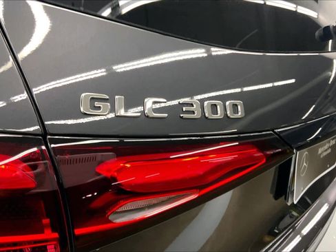 Used 2026 Mercedes-Benz GLC 300 image 16