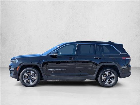 Used 2024 Jeep Grand Cherokee Limited 4xe image 8