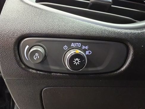 Used 2023 Chevrolet Malibu LT FWD image 18