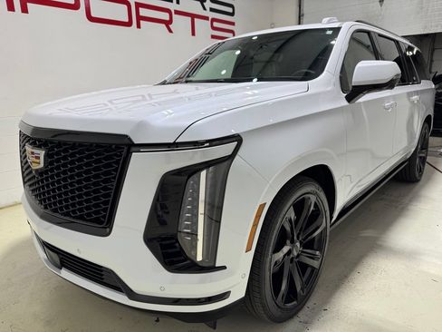 Used 2026 Cadillac Escalade ESV Sport w/ Touring Package AWD/4WD image 2