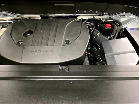 Certified 2023 Volvo XC90 B5 Core w/ Protection Package Premier image 10