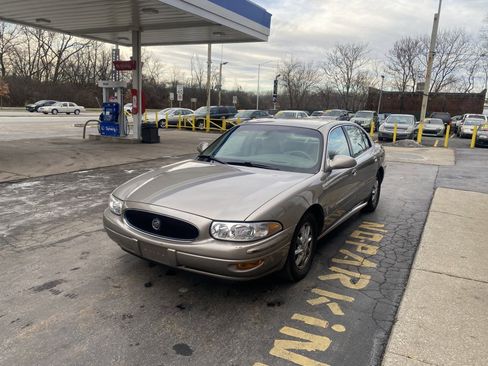 Used 2003 Buick Le Sabre Limited w/ Celebration Edition Package image 1