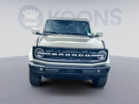 New 2025 Ford Bronco Outer Banks image 11