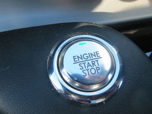 Used 2023 Lincoln Aviator AWD w/ Premium Package image 15