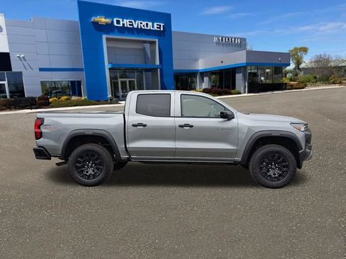 Used 2026 Chevrolet Colorado Trail Boss AWD/4WD image 27