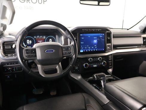 Used 2021 Ford F150 Lariat AWD/4WD image 2