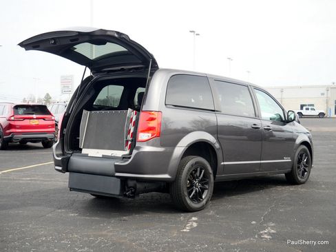 Used 2020 Dodge Grand Caravan GT image 30