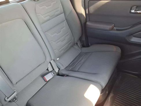 Used 2024 Nissan Frontier PRO-4X w/ Off-Road Protection Package image 19