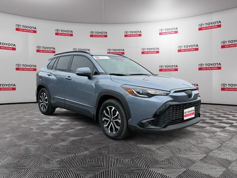 Certified 2024 Toyota Corolla Cross SE w/ Moonroof Package image 1